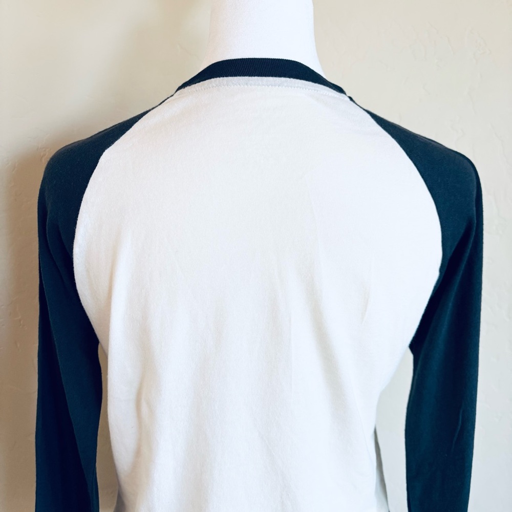 RVCA Logo Women’s Raglan Long sleeve Tee Shirt NWT - Picture 7 of 11